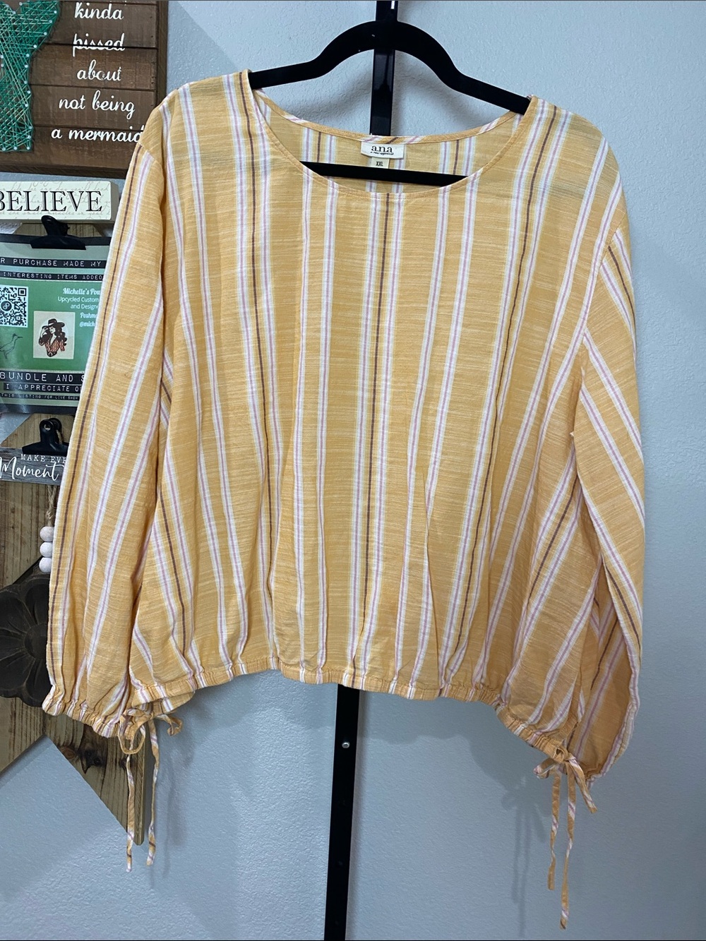 a.n.a Yellow Striped Long-Sleeve Drawstring Hem Top 25ptp 23L cotton